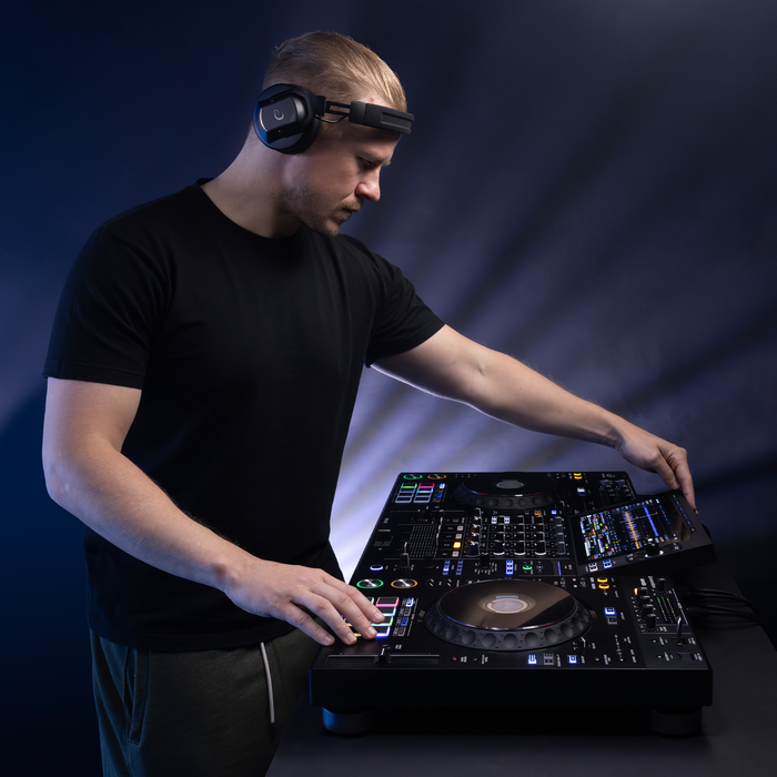 XDJ-AZ